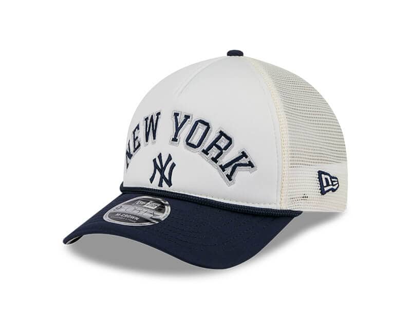 New York Yankees New Era Chrome 9FORTY A-Frame Trucker Adjustable