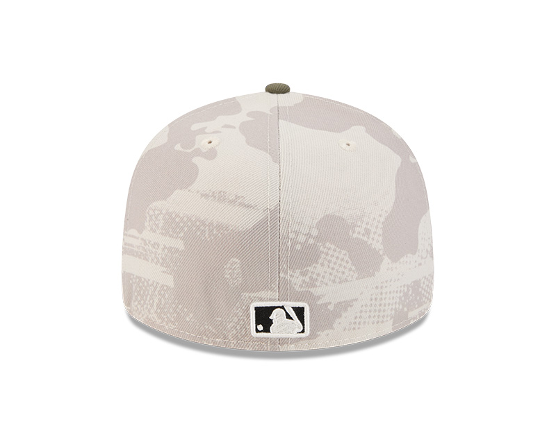 NEW ERA Armed Forces Day ヤンキース 7 1/2 Men's Toronto Blue Jays New Era Light Beige/Olive 2025 Armed